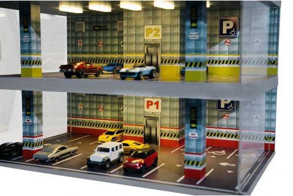 Atlantic Case 30301 Illuminated Diorama. Model Car Park 4