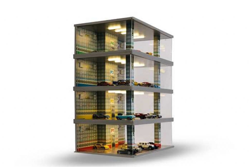 Atlantic Case 30301 Illuminated Diorama. Model Car Park 4