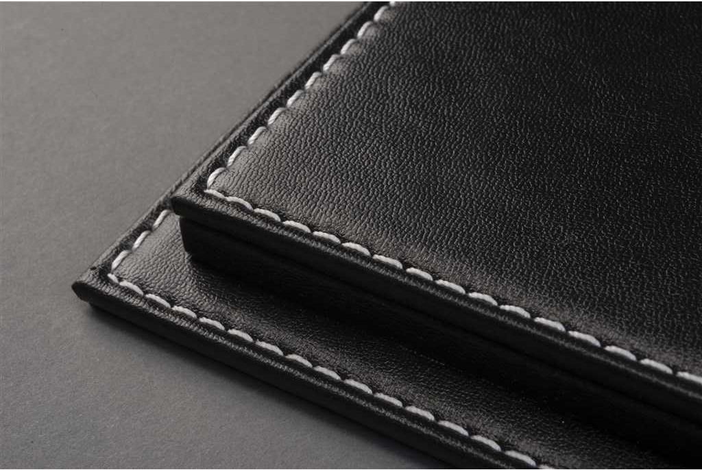 ATLANTIC CASE – Présentoir Vitrine 1/18 – Mulhouse Green Leather (Réf.10237)